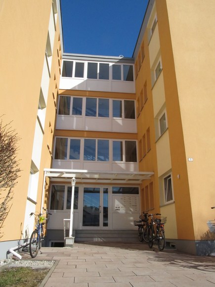 Leider bereits verkauft: Helle 3-Zimmer Wohnung in ruhiger und dennoch zentraler Lage in der Eichenau (sofort bezugsfrei!)